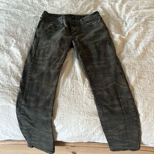 Lucky Brand army jeans